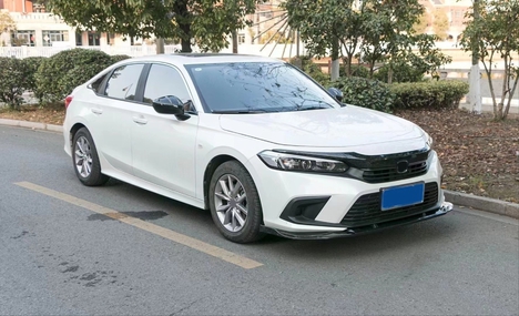 HONDA CIVIC FE1 2022 IÇIN UYUMLU PIANO BLACK ON LIP (PARLAK SIYAH-3 PARÇA)